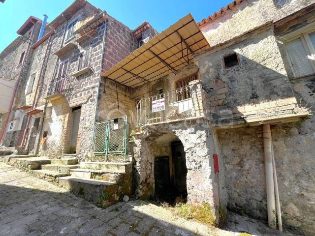 Casa indipendente in vendita a Castelforte via Fontana