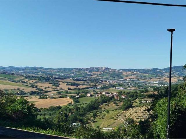 Casa indipendente in vendita a Castelfidardo AN
