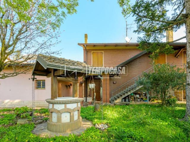 Casa indipendente in vendita a Castelfranco Emilia