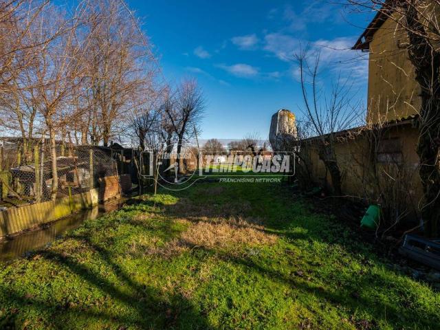 Casa indipendente in vendita a Castelfranco Emilia MO