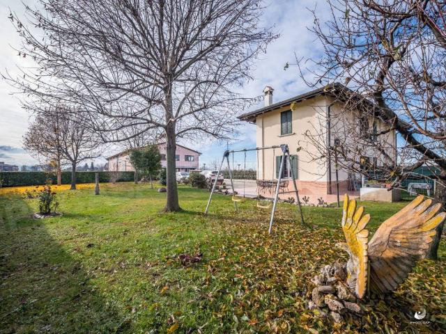 Casa indipendente in vendita a Castelfranco Emilia MO