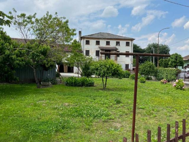 Casa indipendente in vendita a Castelfranco Veneto TV