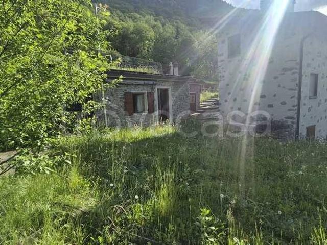 Casa indipendente in vendita a Castello dell'Acqua via Pola, 22