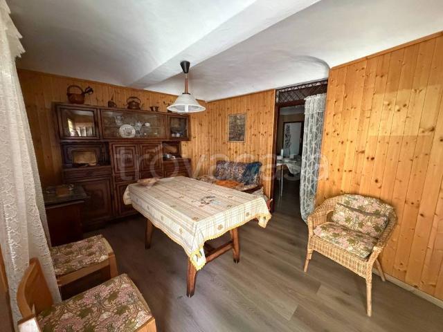 Casa indipendente in vendita a Castello di Annone via Professor Mangosio, 7