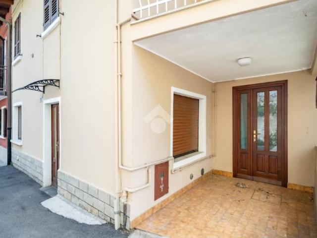 Casa indipendente in vendita a Castello di Brianza via Fontana, 010
