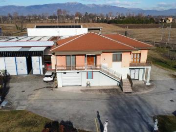 Casa indipendente in vendita a Castello di Godego TV
