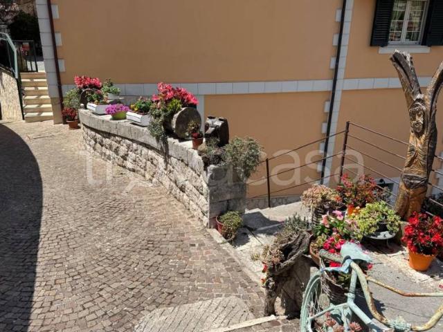 Casa indipendente in vendita a Castello, Roccasecca