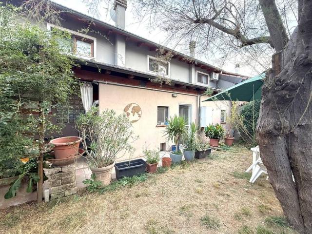 Casa indipendente in vendita a Castellazzo Bormida AL