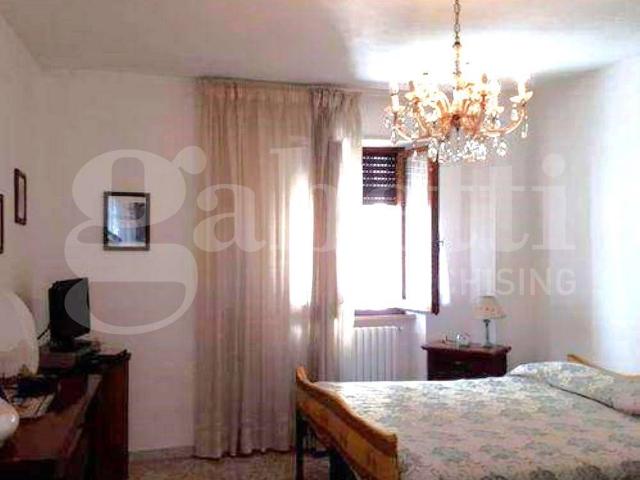 Casa indipendente in vendita a Castell'Azzara GR