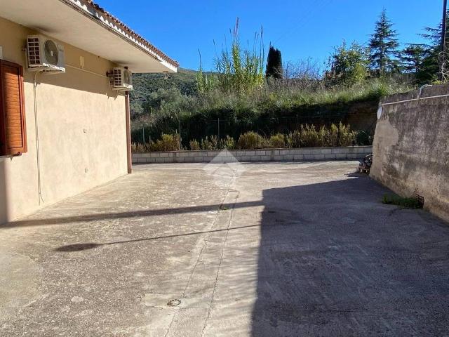 Casa indipendente in vendita a Castellabate SA