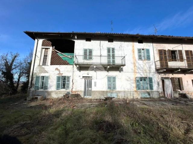 Casa indipendente in vendita a Castell'Alfero AT