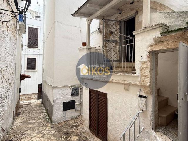 Casa indipendente in vendita a Castellana Grotte BA