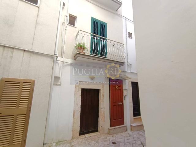 Casa indipendente in vendita a Castellana Grotte BA