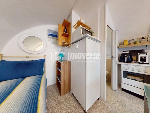 Casa indipendente in vendita a Castellana Grotte BA