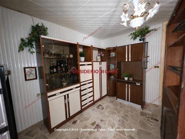 Casa indipendente in vendita a Castellana Sicula PA