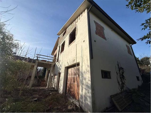 Casa indipendente in vendita a Castellarano RE