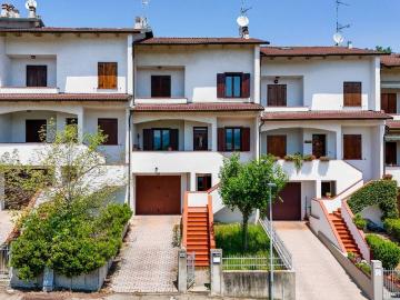 Casa indipendente in vendita a Castellarano RE
