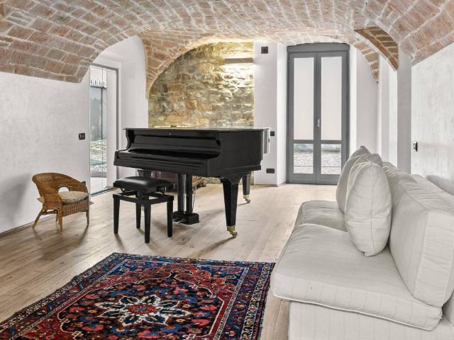 Casa indipendente in vendita a Castellarano RE