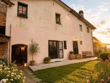 Casa indipendente in vendita a Castellarano RE