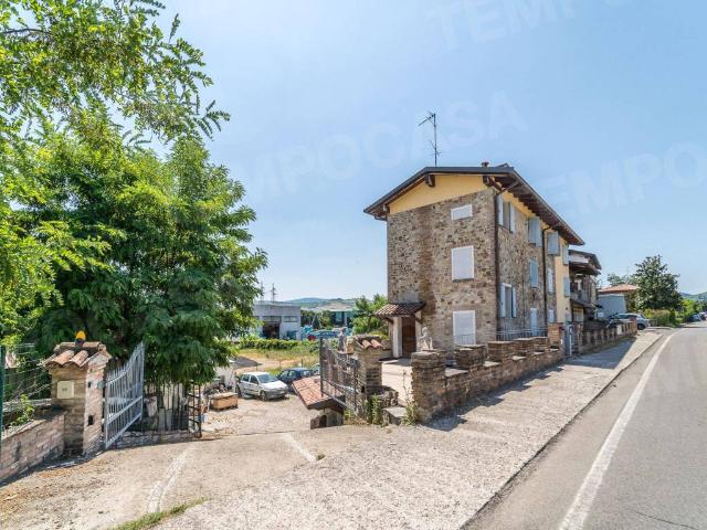 Casa indipendente in vendita a Castellarano RE