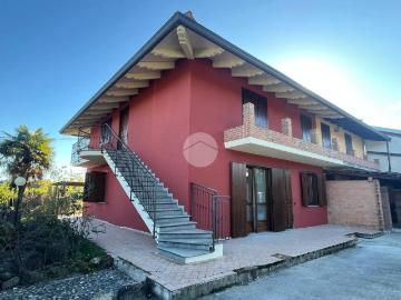 Casa indipendente in vendita a Castelletto Cervo BI
