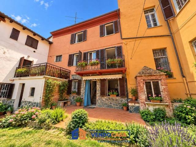 Casa indipendente in vendita a Castelletto Molina AT