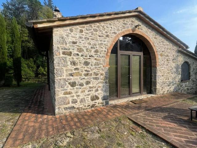 Casa indipendente in vendita a Castellina in Chianti SI
