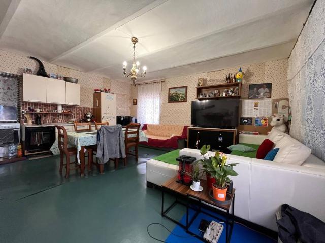 Casa indipendente in vendita a Castellinaldo d'Alba CN