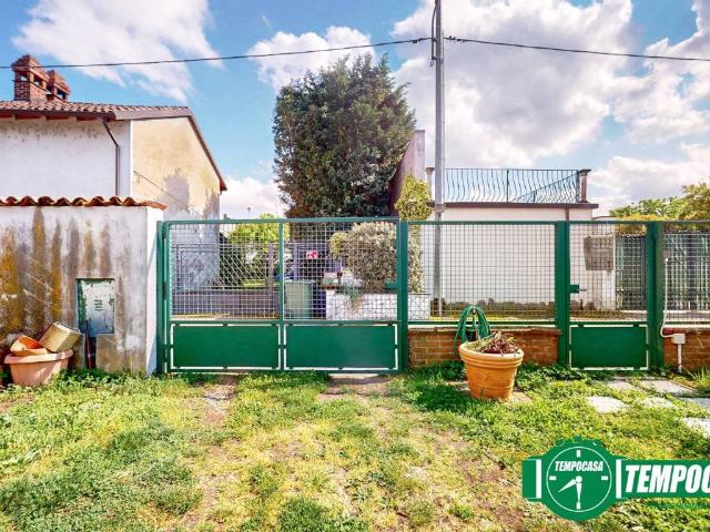 Casa indipendente in vendita a Castelnovetto PV