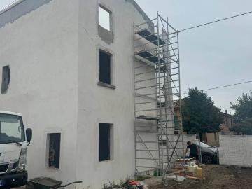 Casa indipendente in vendita a Castelnovo di Sotto RE