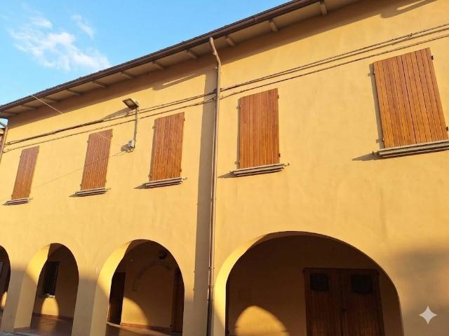 Casa indipendente in vendita a Castelnovo di Sotto RE