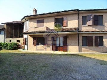 Casa indipendente in vendita a Castelnuovo Bocca d'Adda LO