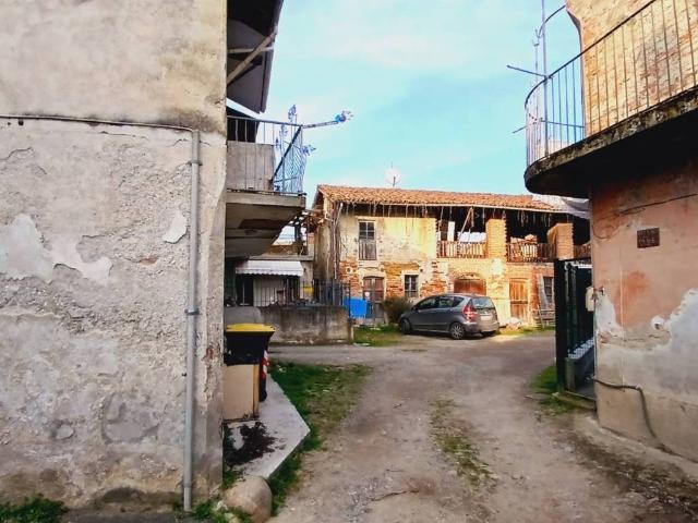 Casa indipendente in vendita a Castelnuovo Bormida AL