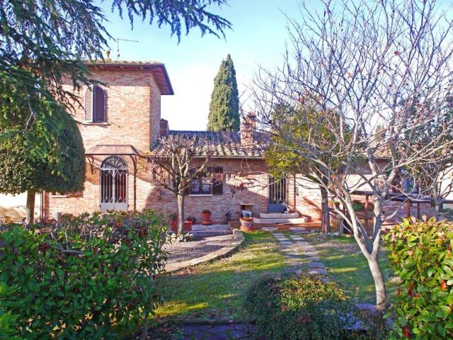 Casa indipendente in vendita a Castelnuovo Berardenga SI