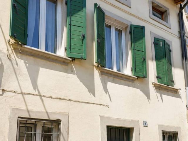 Casa indipendente in vendita a Castelnuovo del Garda VR