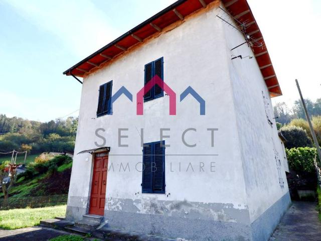 Casa indipendente in vendita a Castelnuovo di Garfagnana LU