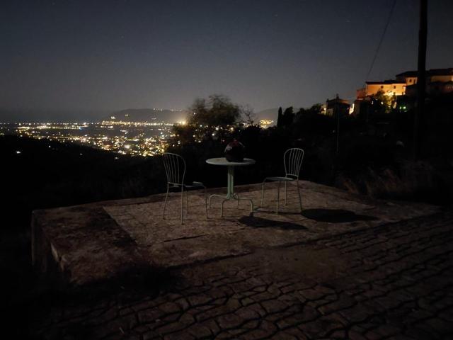 Casa indipendente in vendita a Castelnuovo Magra