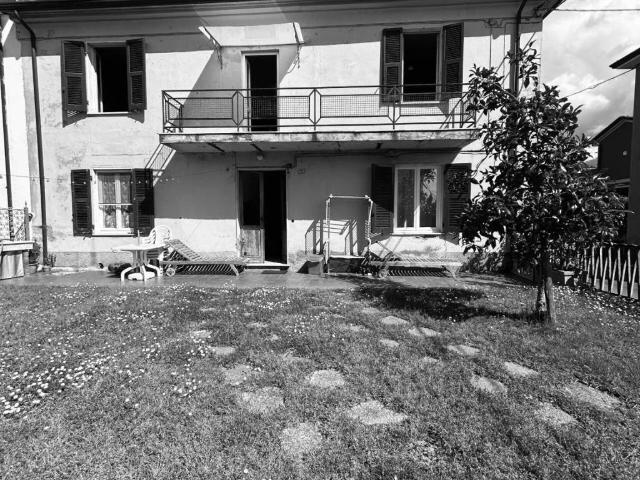 Casa indipendente in vendita a Castelnuovo Magra SP