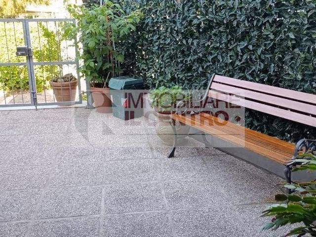 Casa indipendente in vendita a Castelnuovo Magra SP
