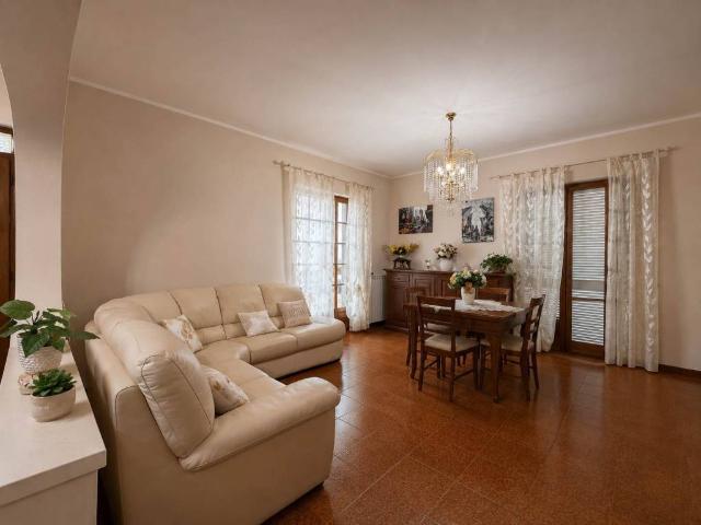 Casa indipendente in vendita a Castelnuovo Magra SP