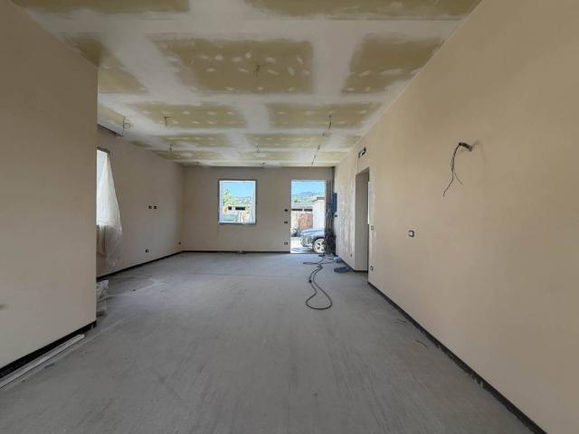 Casa indipendente in vendita a Castelnuovo Magra SP