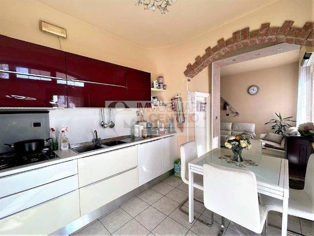 Casa indipendente in vendita a Castelnuovo Magra SP