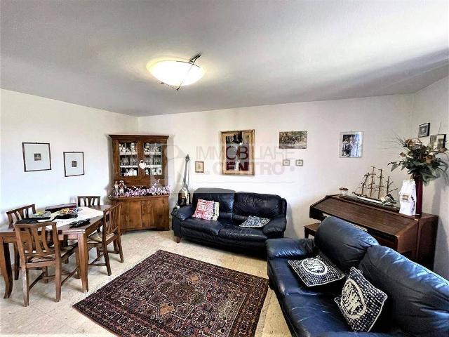 Casa indipendente in vendita a Castelnuovo Magra SP
