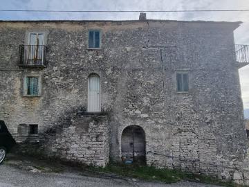 Casa indipendente in vendita a Castelpetroso IS