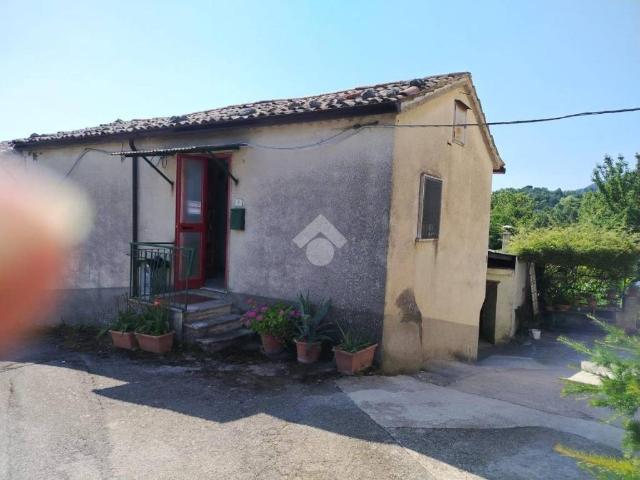 Casa indipendente in vendita a Castelvetere sul Calore AV