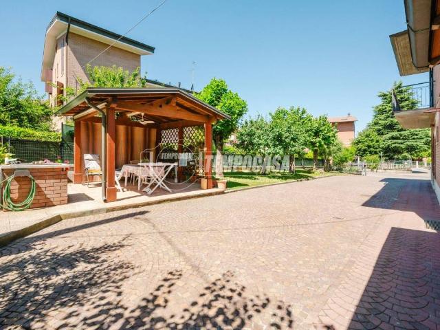 Casa indipendente in vendita a Castelvetro di Modena MO