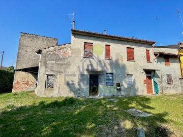 Casa indipendente in vendita a Castelvetro Piacentino PC