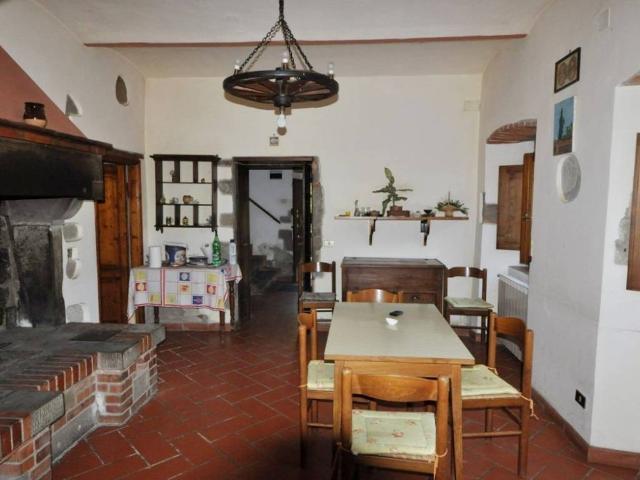 Casa indipendente in vendita a Castiglion Fibocchi AR