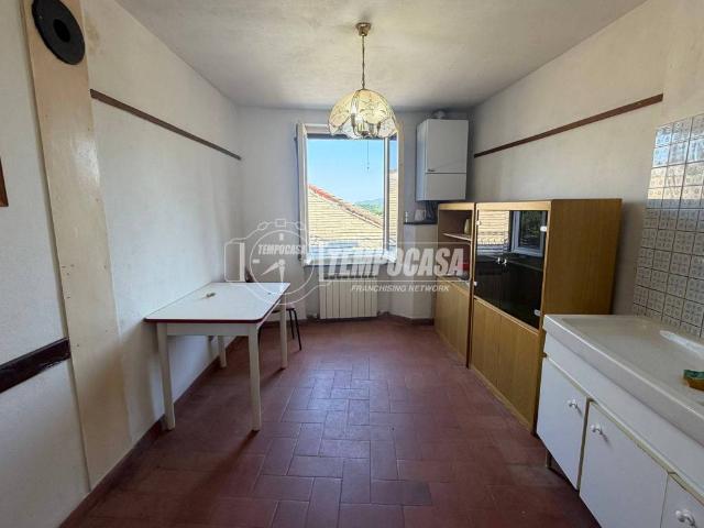 Casa indipendente in vendita a Castiglione Chiavarese GE