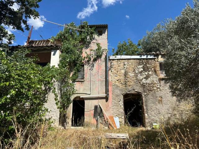 Casa indipendente in vendita a Castiglione a Casauria PE